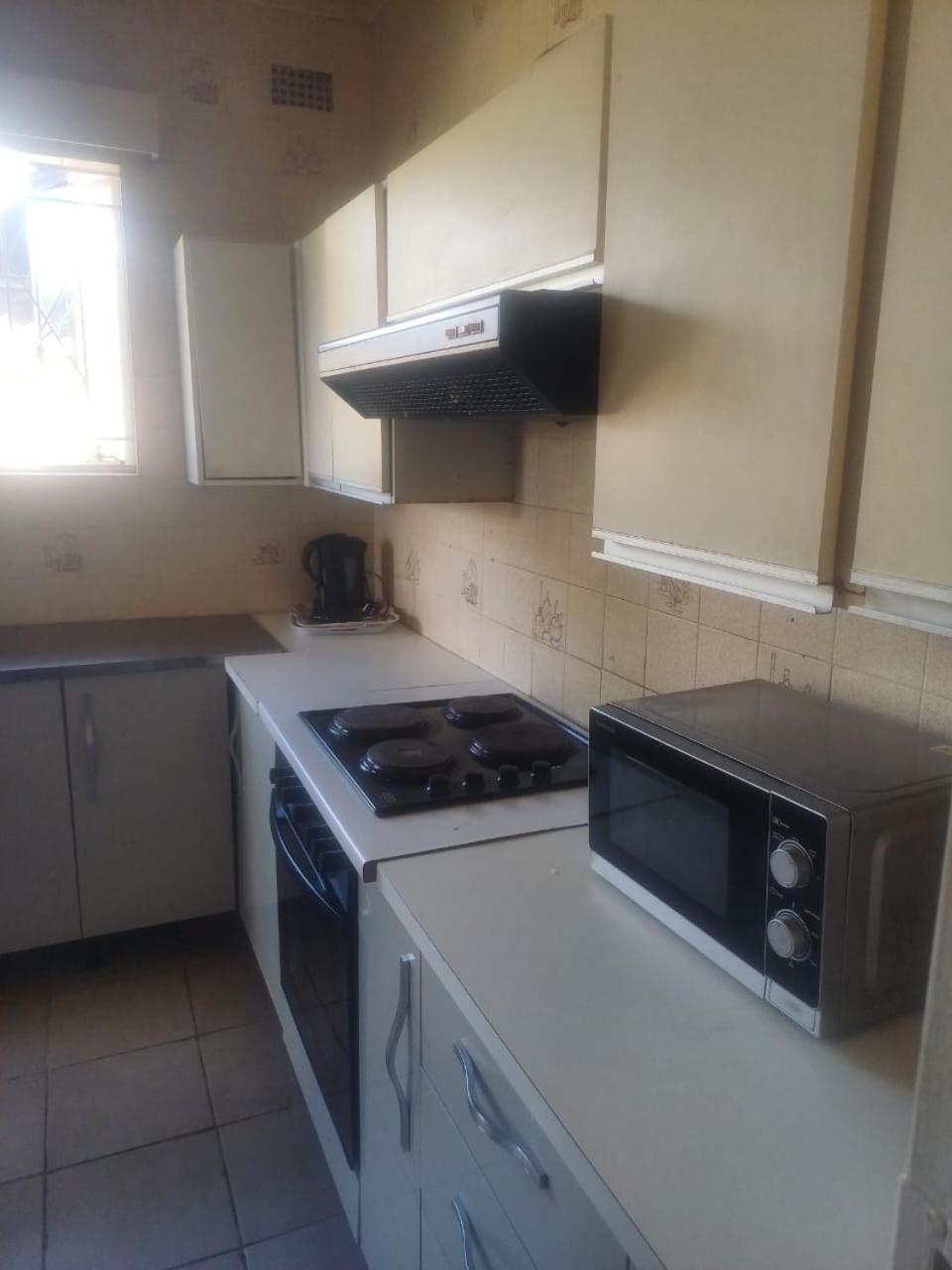 Kempton Park Lodge Birch Acres Kempton Park Ngoại thất bức ảnh