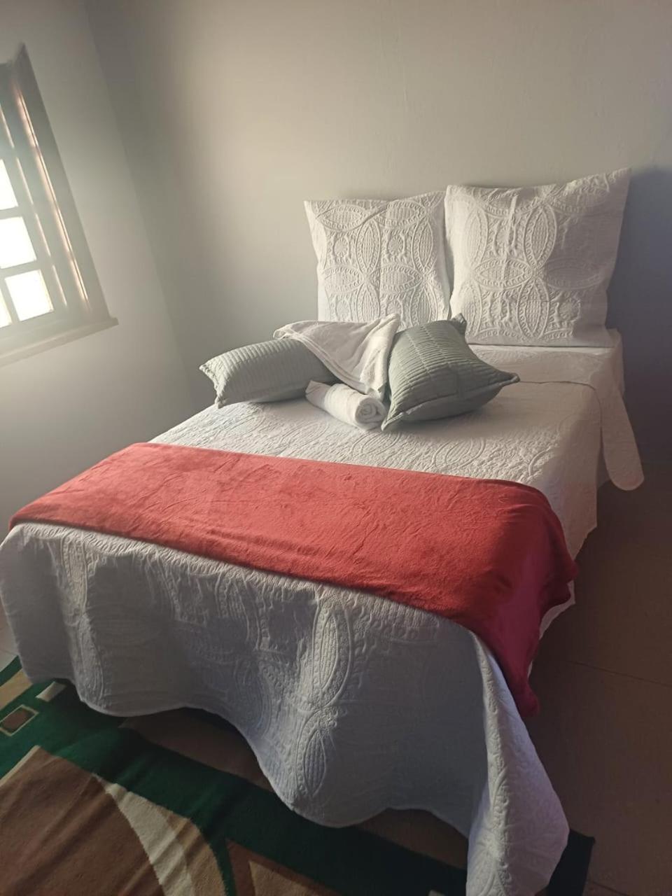 Kempton Park Lodge Birch Acres Kempton Park Ngoại thất bức ảnh
